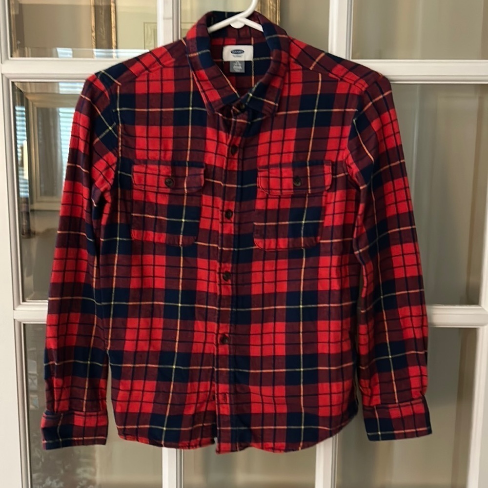 Red and navy plaid size 10–12 Old Navy shirt